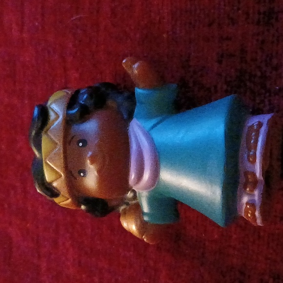 LITTLE PEOPLE NATIVITY FIGURES - Picture 6 of 9